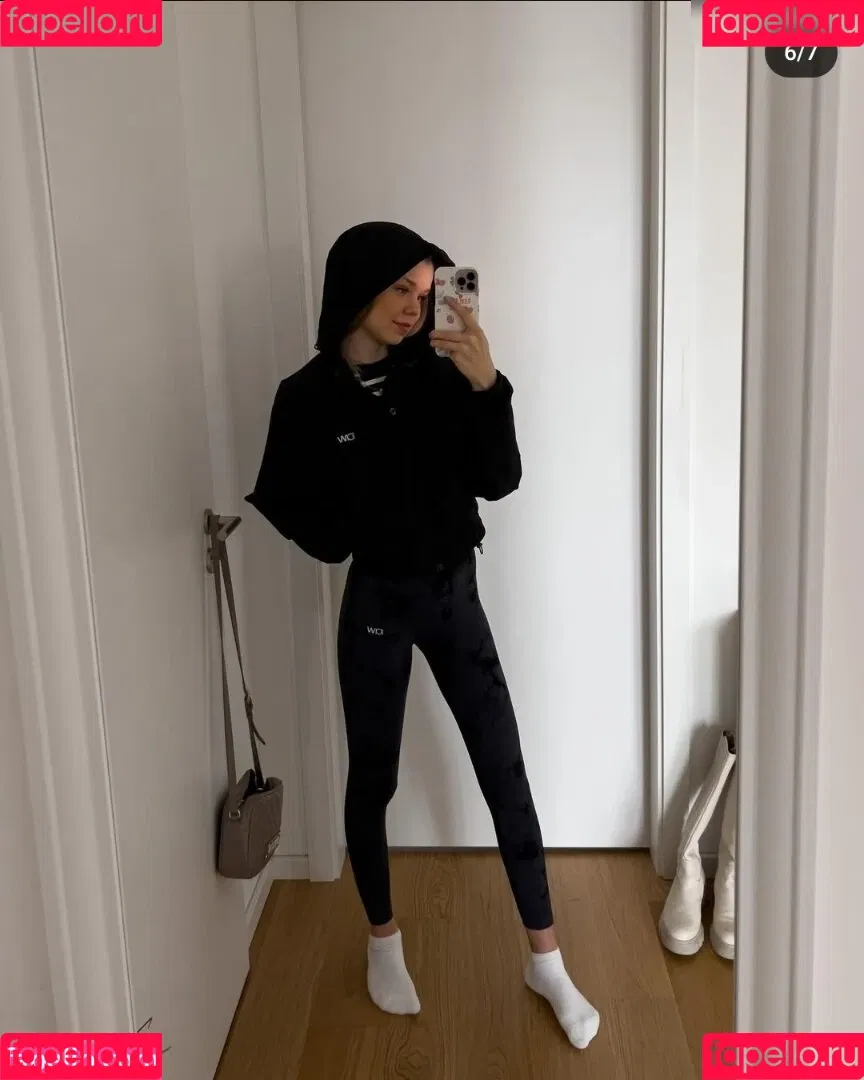 Lea Peach Onlyfans Photo Gallery 