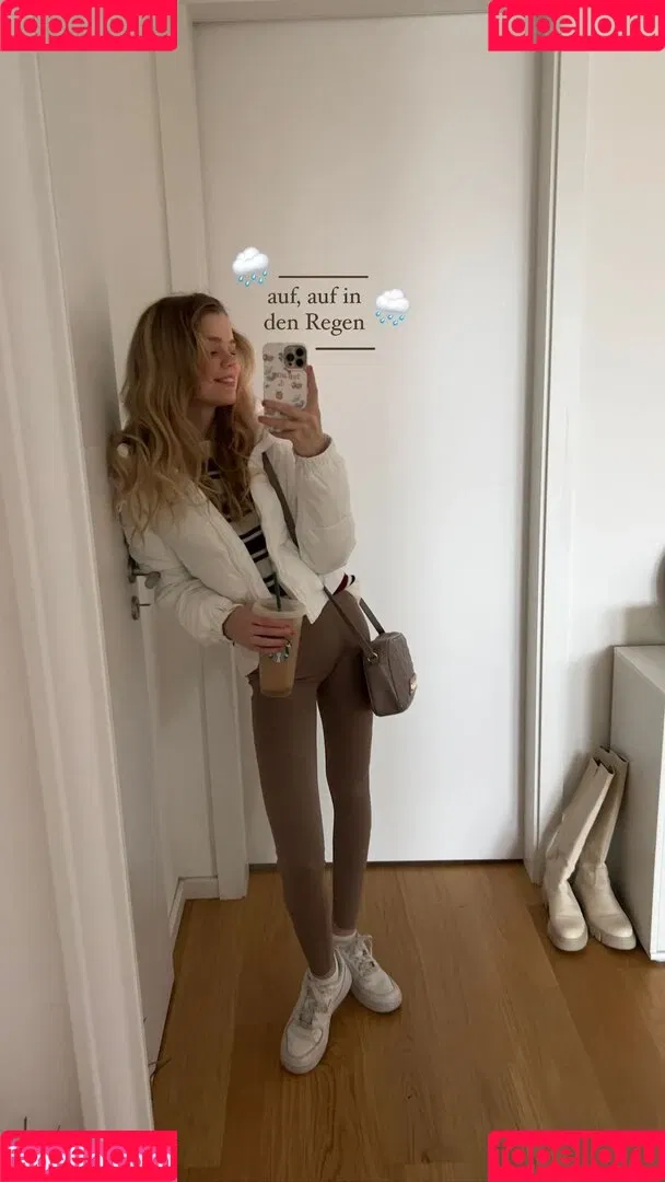 Lea Peach Onlyfans Photo Gallery 