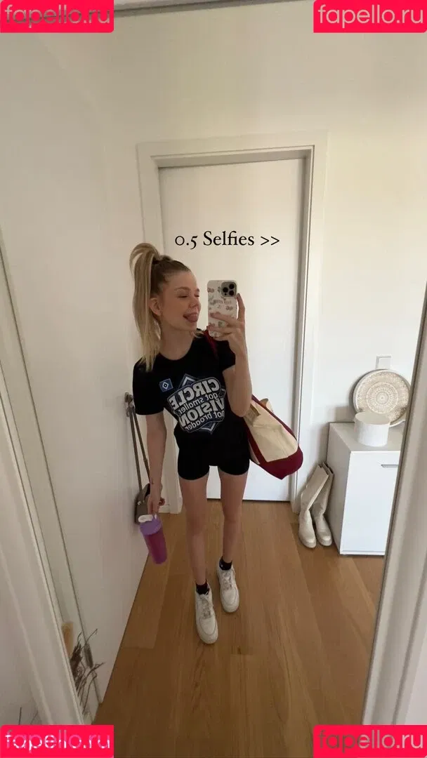 Lea Peach Onlyfans Photo Gallery 