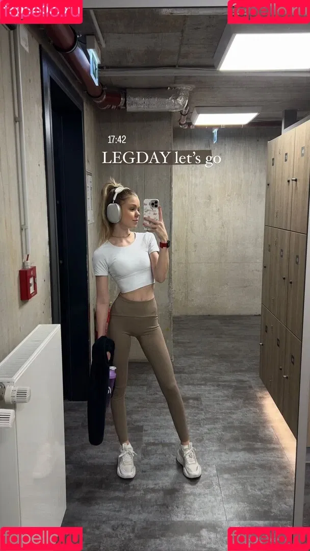 Lea Peach Onlyfans Photo Gallery 
