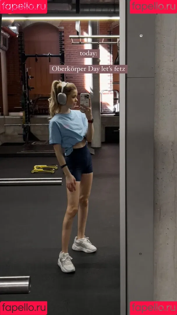 Lea Peach Onlyfans Photo Gallery 
