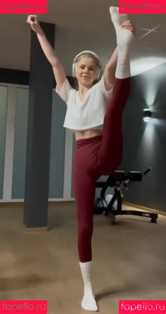Lea Peach Onlyfans Photo Gallery 