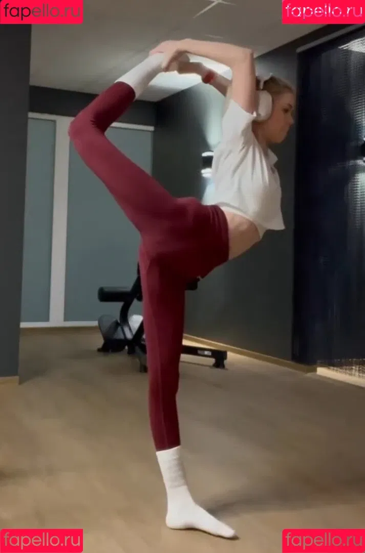 Lea Peach Onlyfans Photo Gallery 