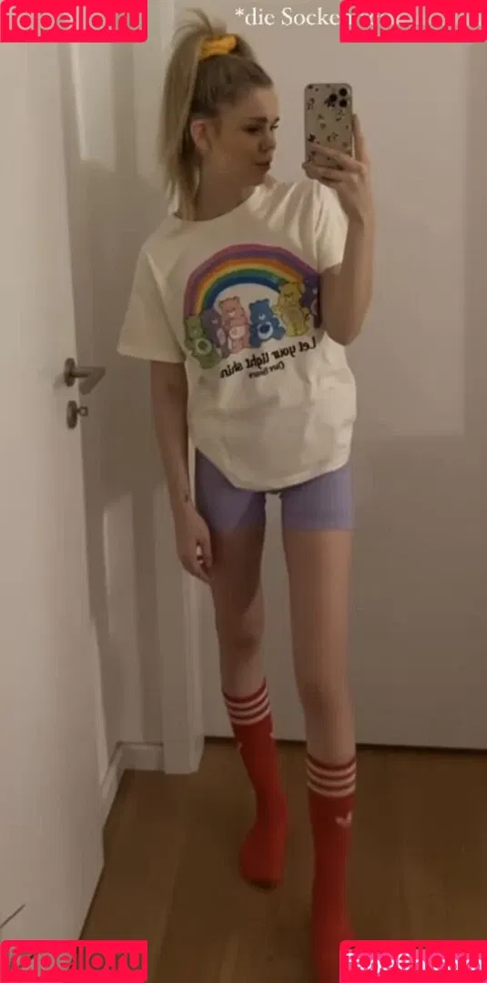 Lea Peach Onlyfans Photo Gallery 