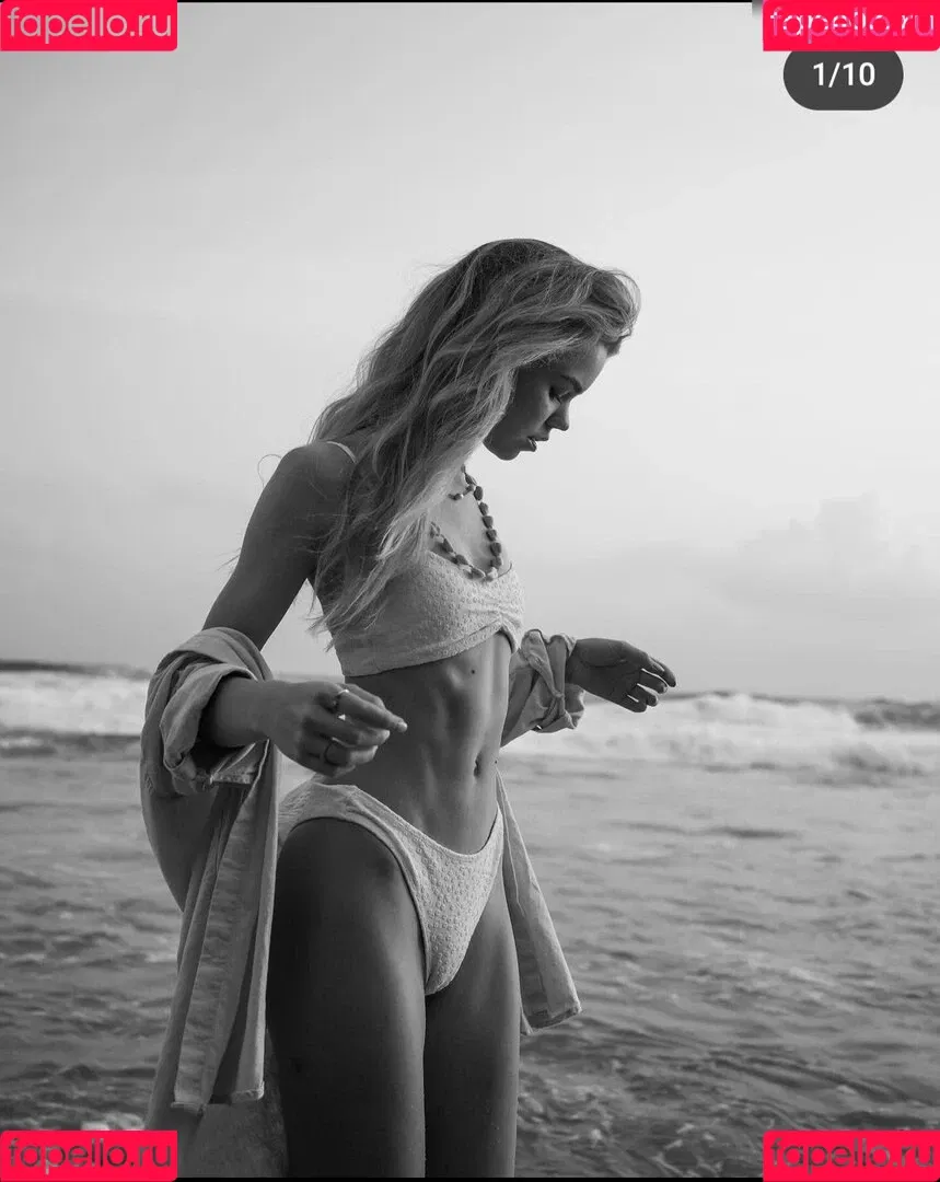 Lea Peach Onlyfans Photo Gallery 
