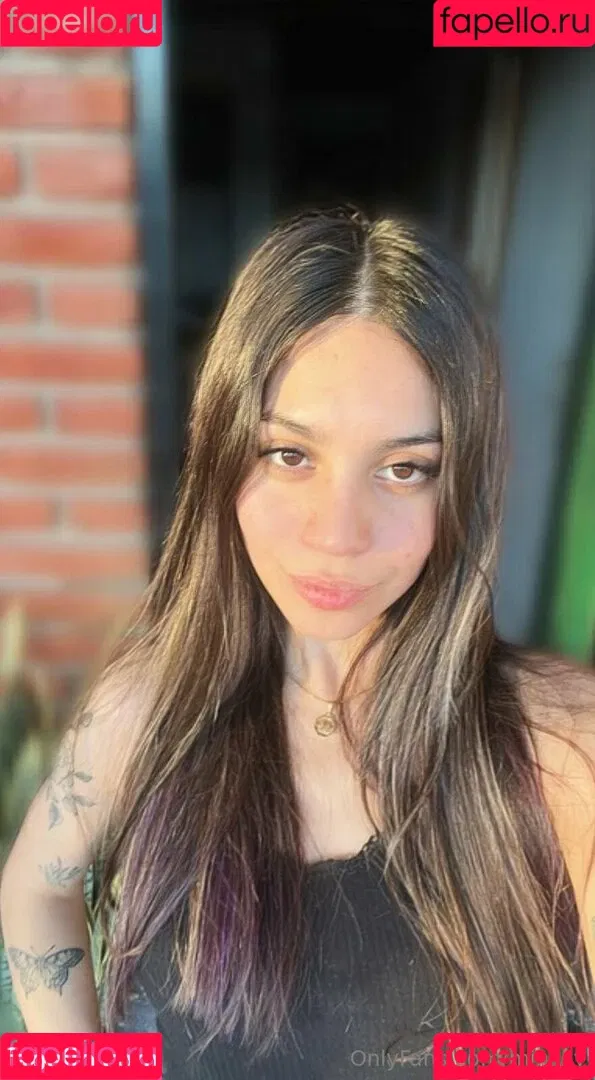 minilily Onlyfans Photo Gallery 