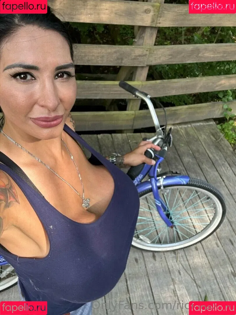 Ricki Raxxx Onlyfans Photo Gallery 