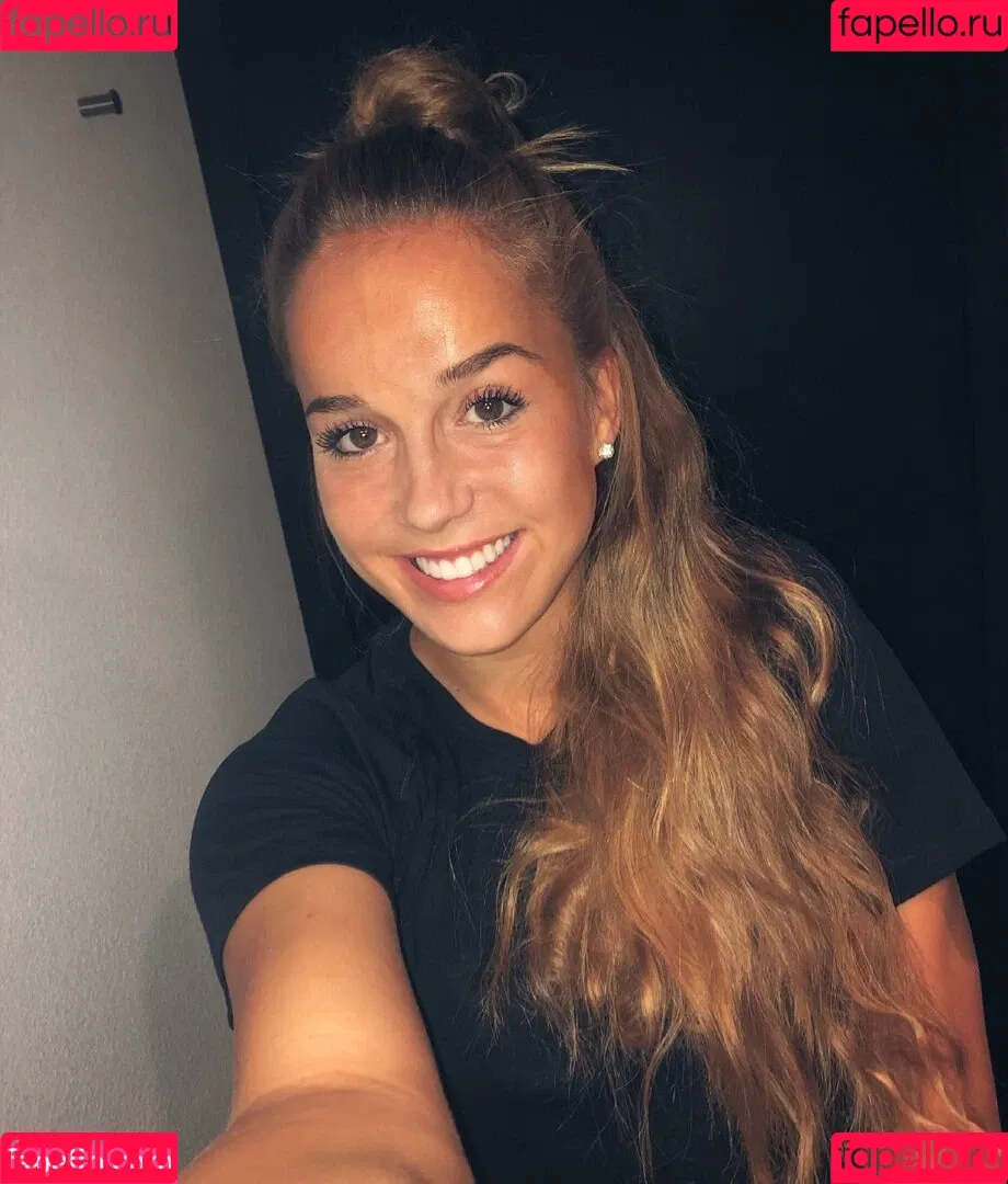 Giulia Gwinn Onlyfans Photo Gallery 