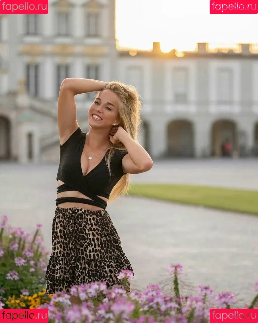 Giulia Gwinn Onlyfans Photo Gallery 