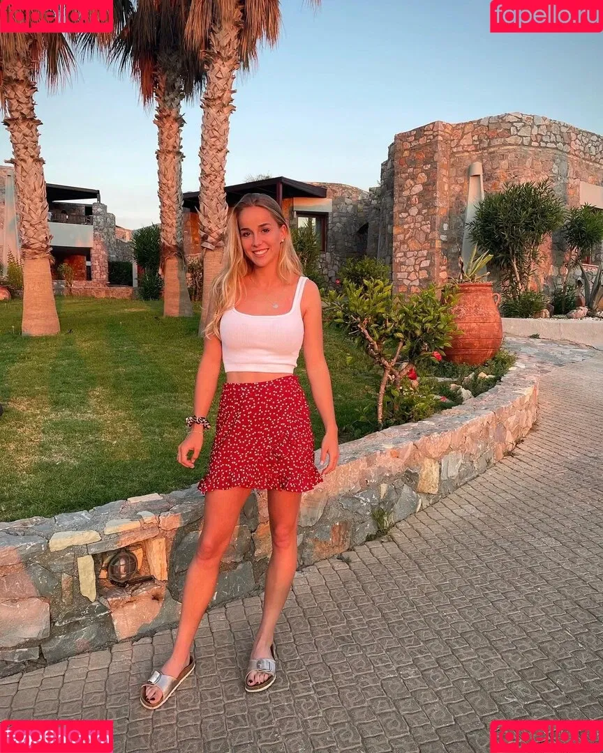 Giulia Gwinn Onlyfans Photo Gallery 