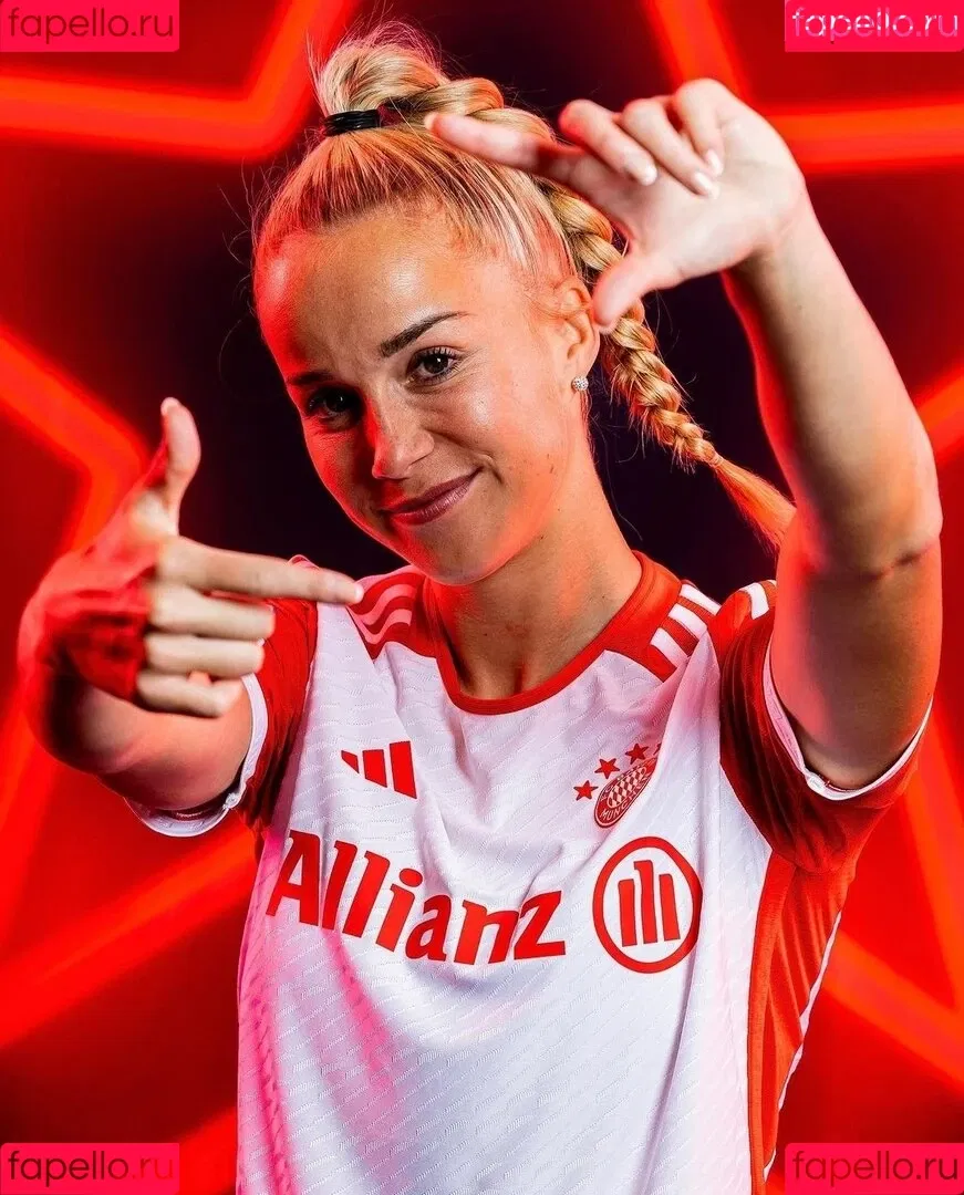 Giulia Gwinn Onlyfans Photo Gallery 