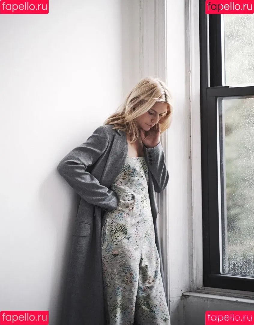 Claire Danes Onlyfans Photo Gallery 
