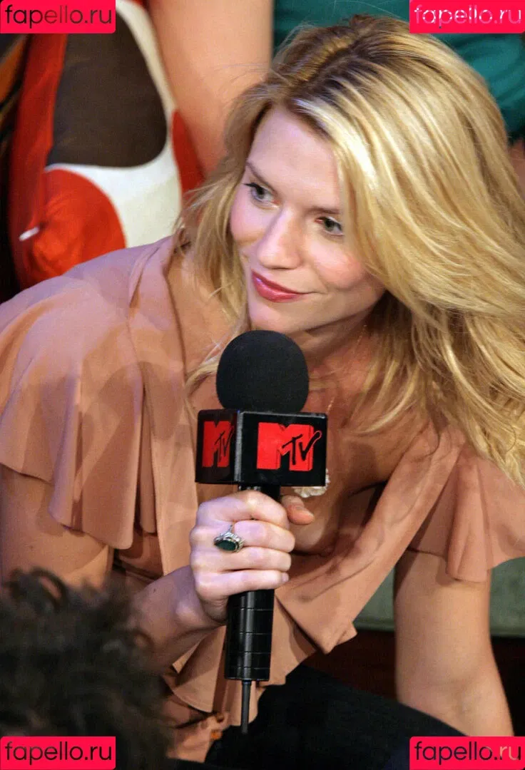 Claire Danes Onlyfans Photo Gallery 