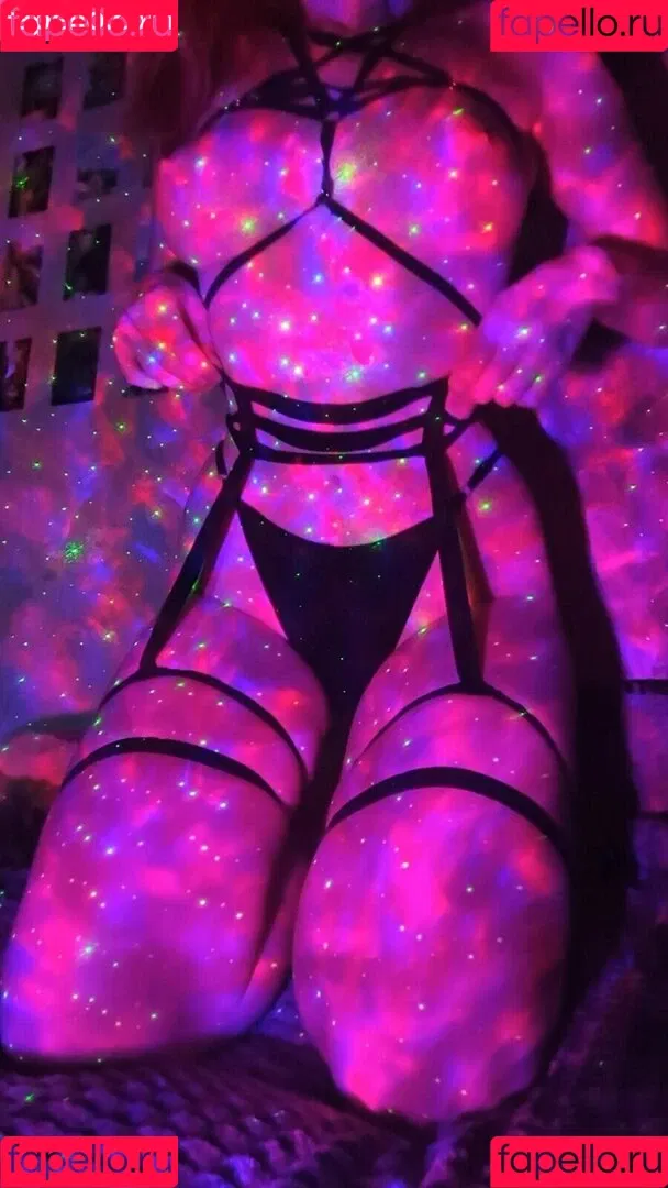 lisiyelf Onlyfans Photo Gallery 