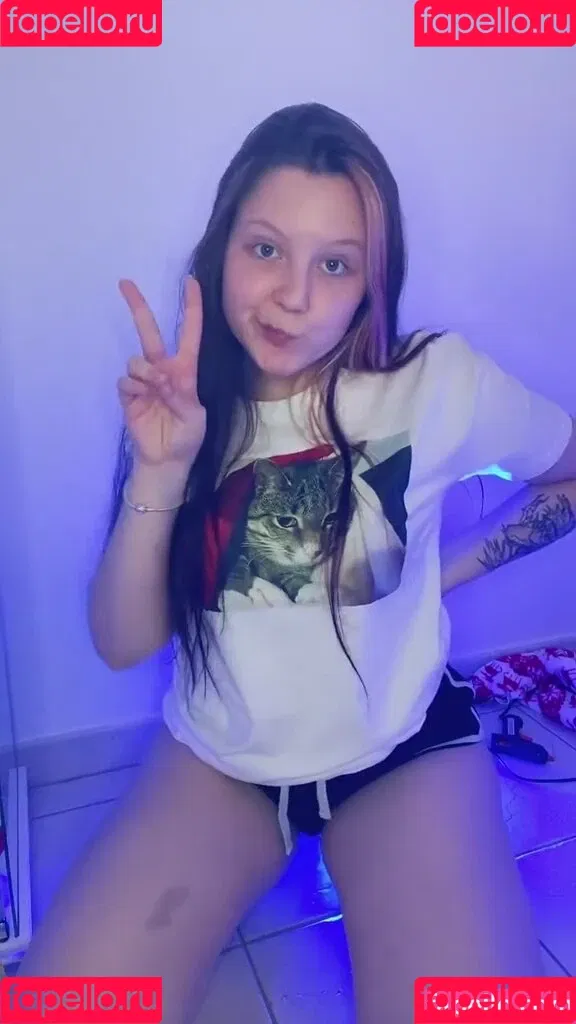 Laurinchhhe Onlyfans Photo Gallery 