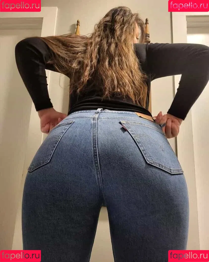 Tori Assins Onlyfans Photo Gallery 