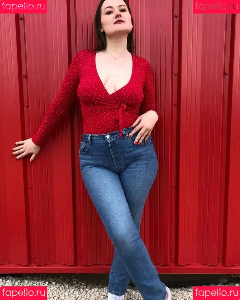 Tori Assins Onlyfans Photo Gallery 