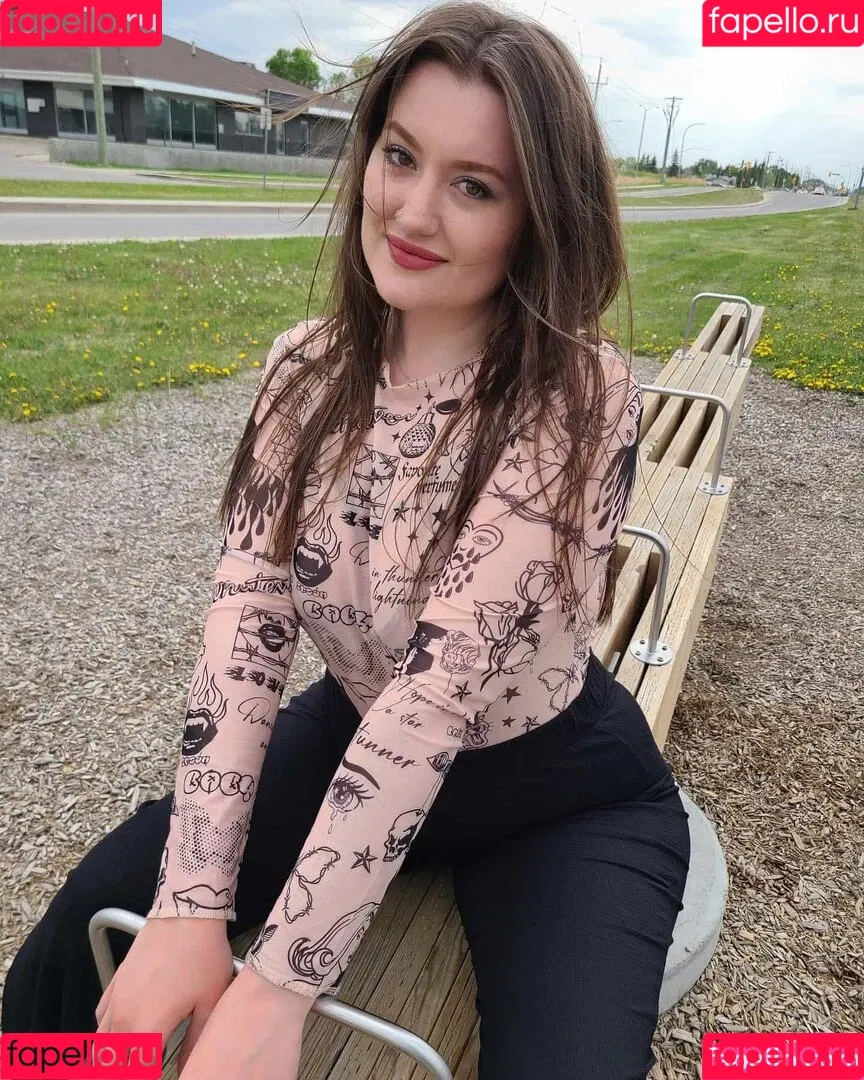 Tori Assins Onlyfans Photo Gallery 