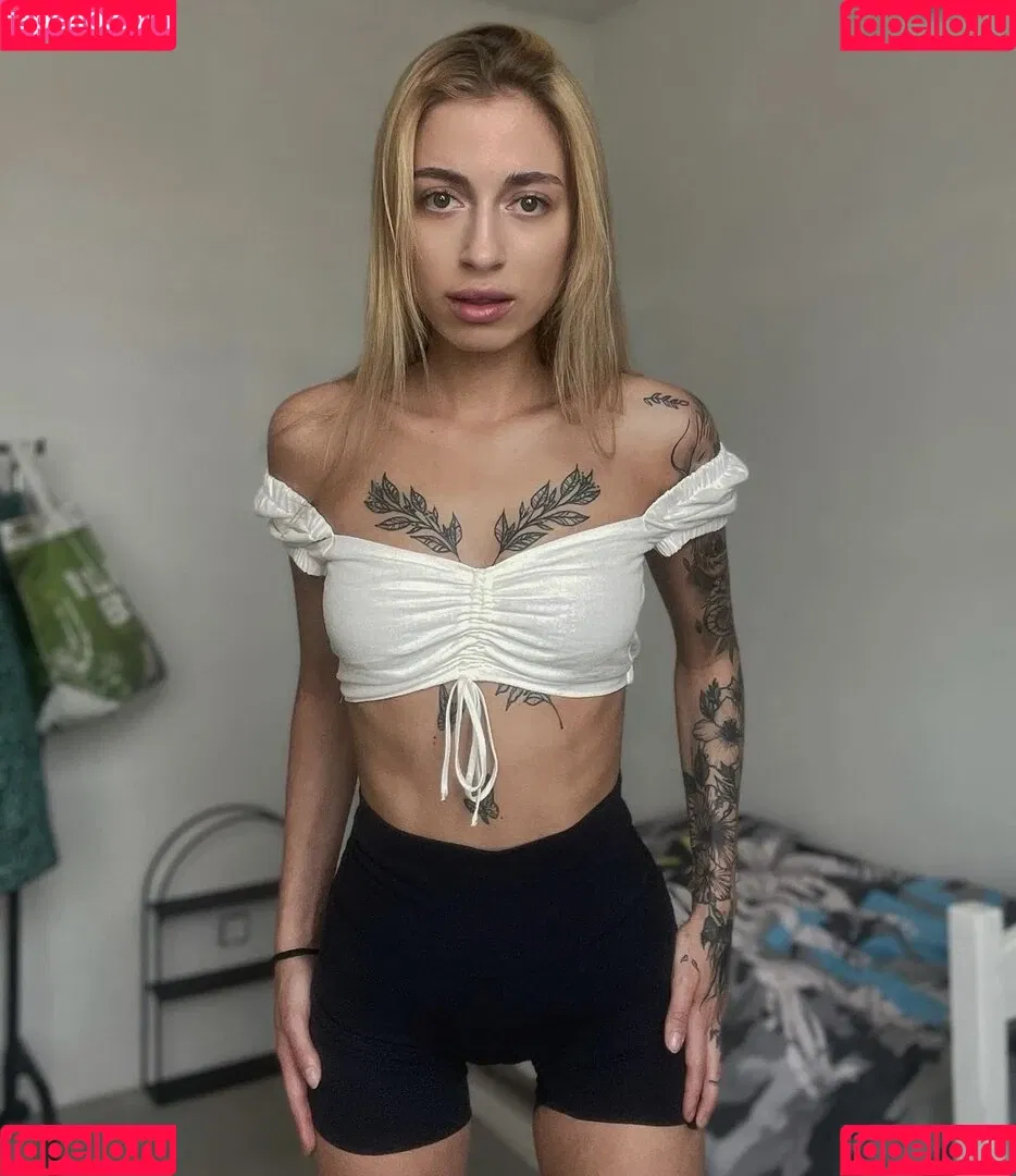 Marta Stefanska (ste_f_u_n_) Onlyfans Photo Gallery 