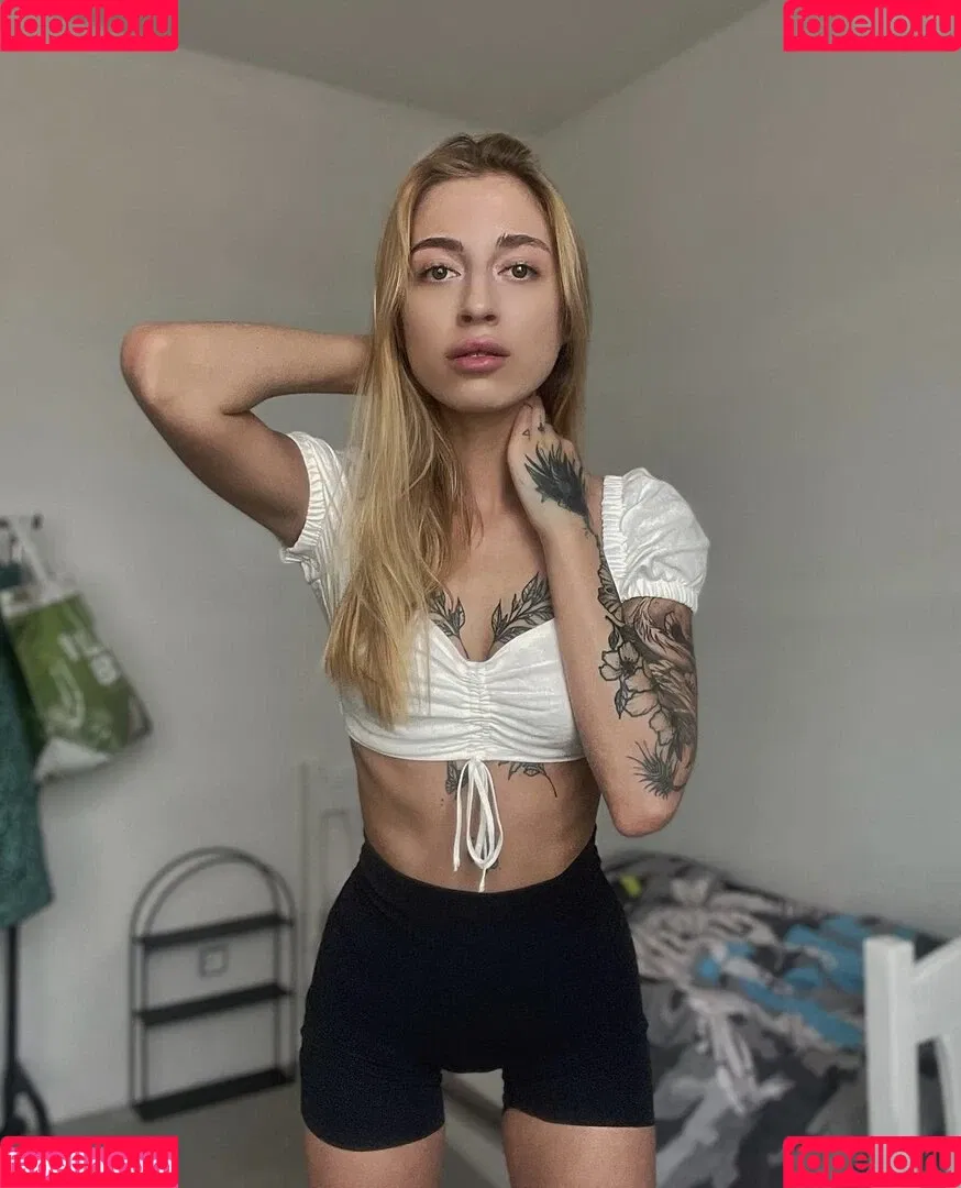 Marta Stefanska (ste_f_u_n_) Onlyfans Photo Gallery 