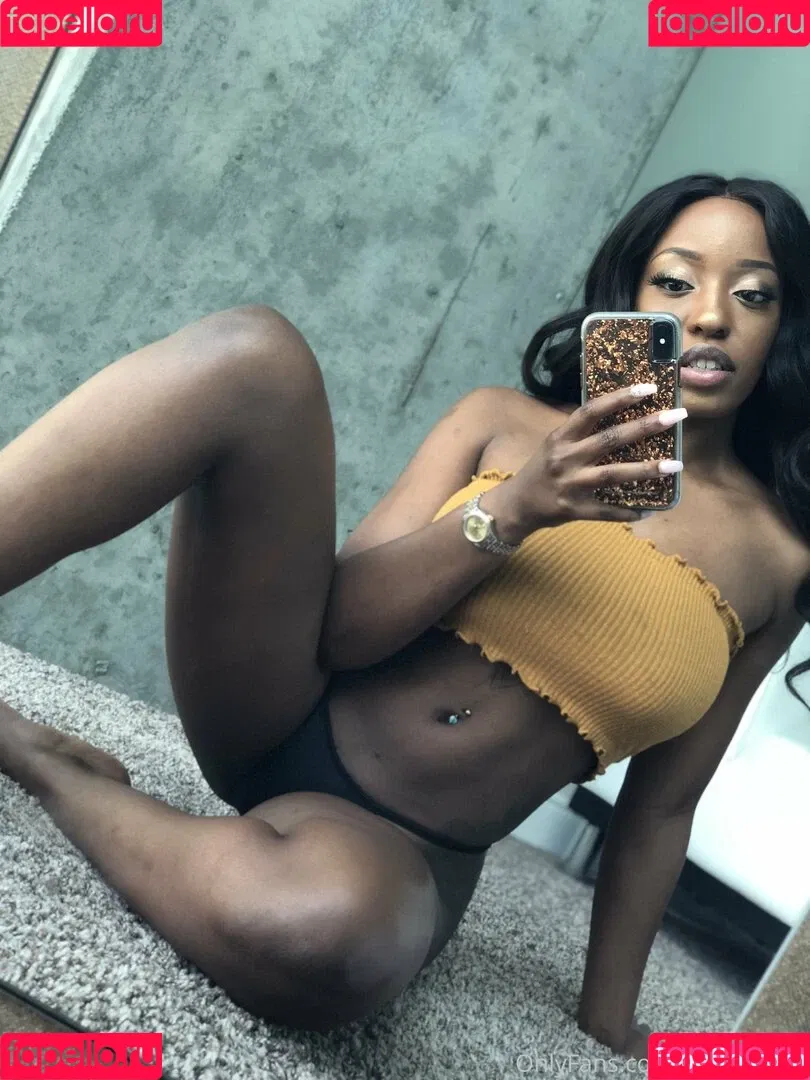 niyahrenee Onlyfans Photo Gallery 