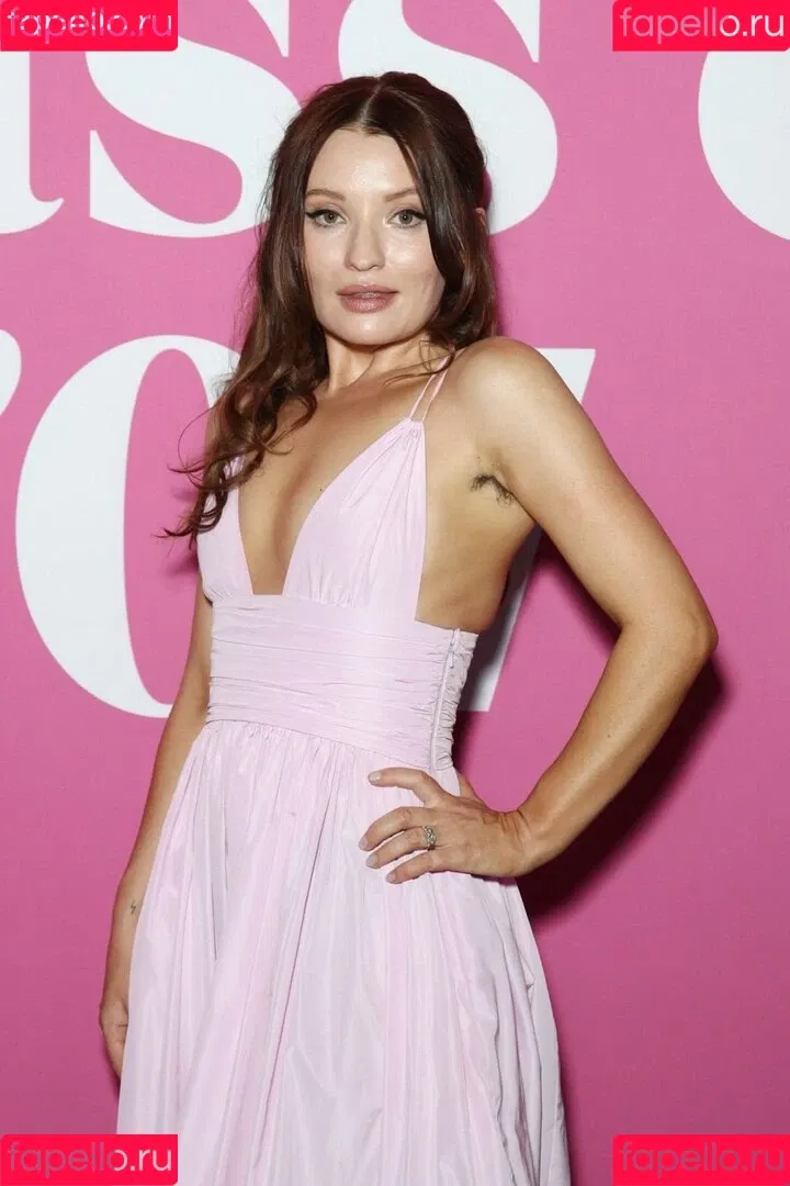 Emily Browning Onlyfans Photo Gallery 