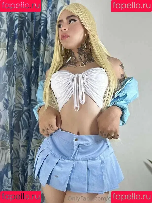 carolinewillsom Onlyfans Photo Gallery 