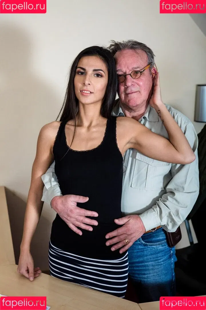 Oldje Jung und Alt Onlyfans Photo Gallery 