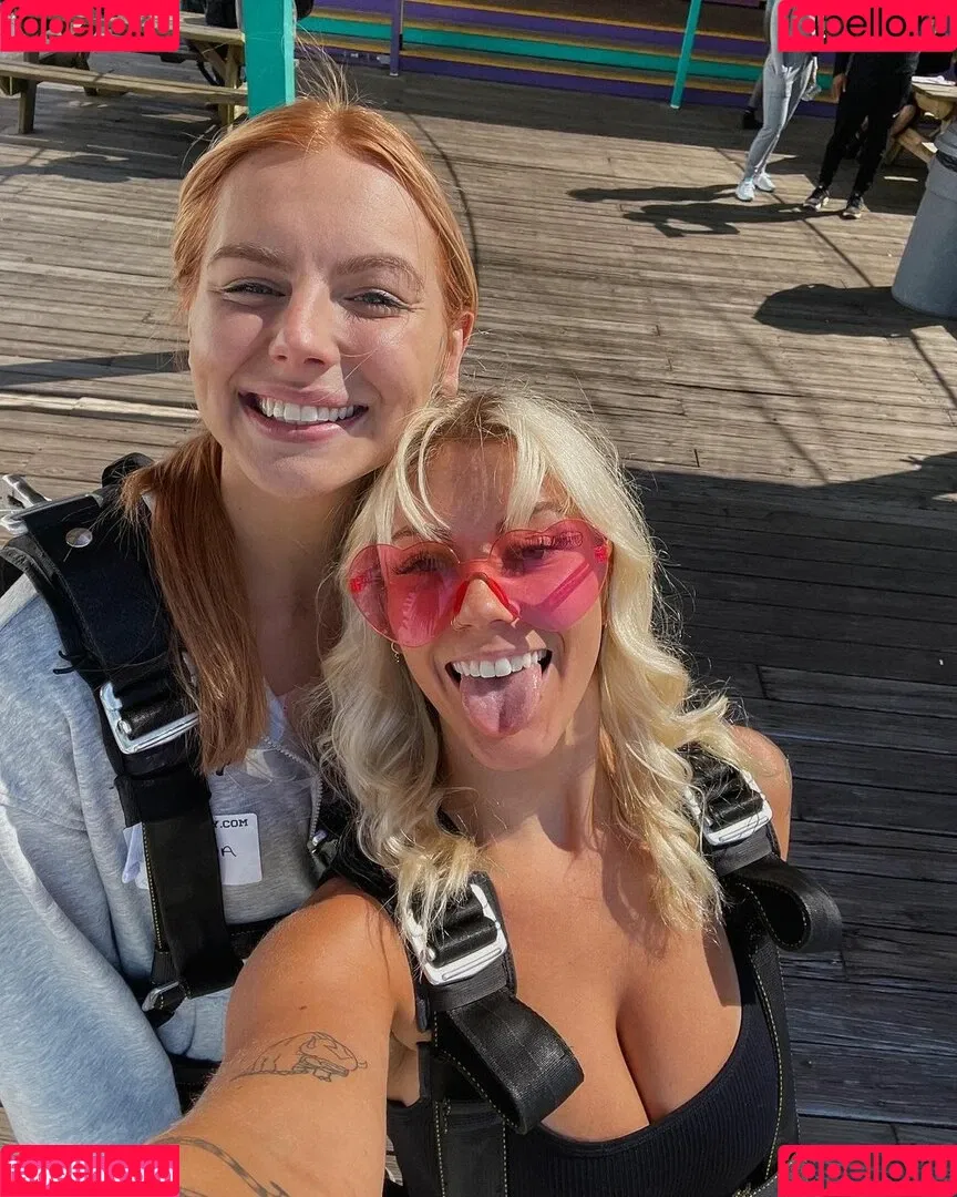 Taylor Hughs Onlyfans Photo Gallery 