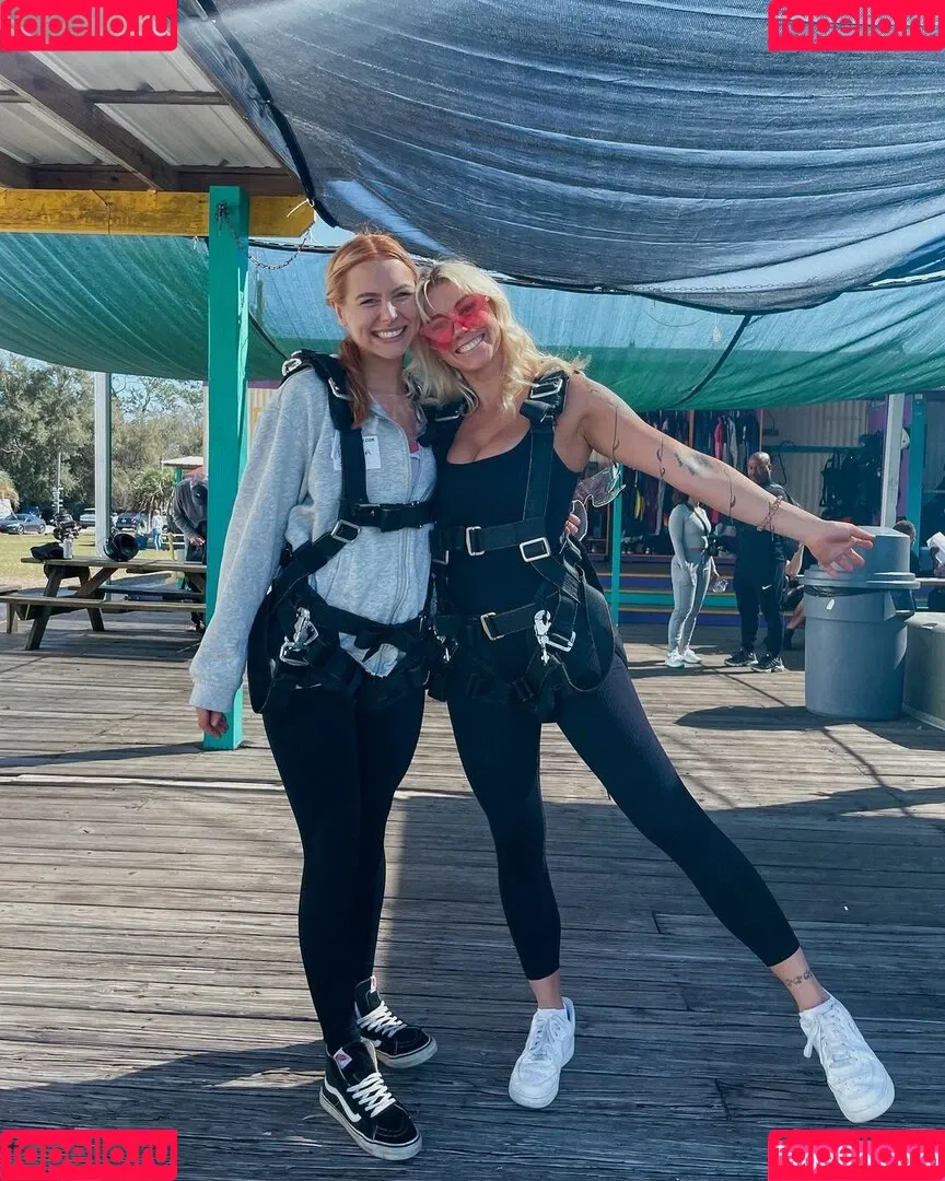 Taylor Hughs Onlyfans Photo Gallery 
