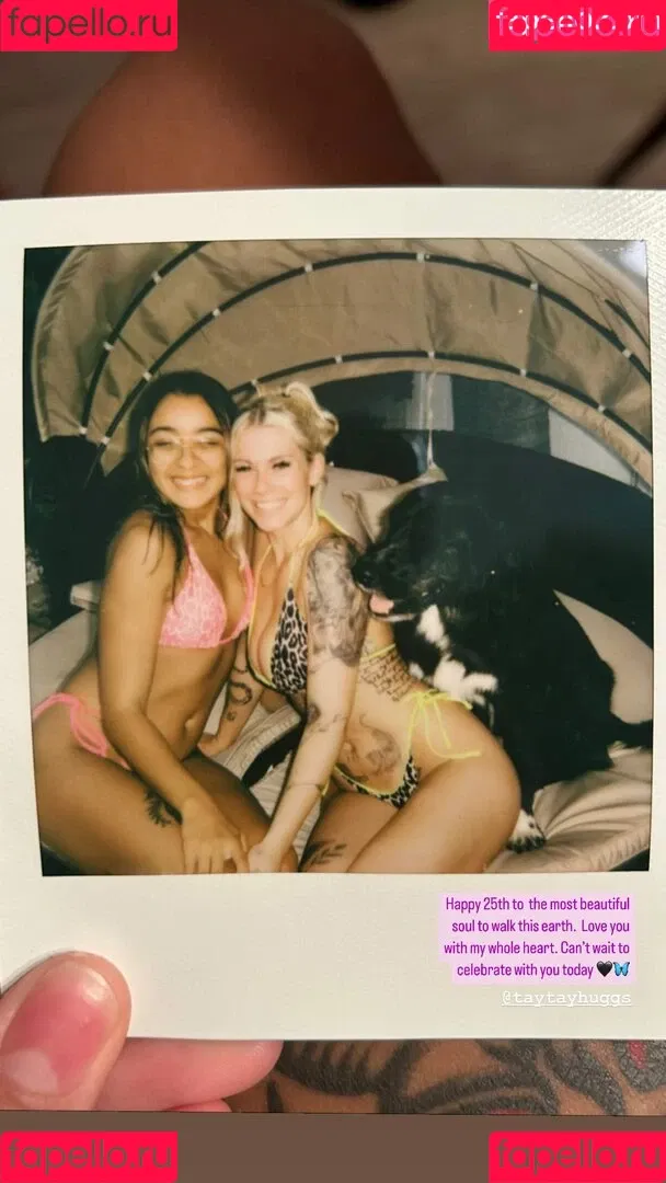 Taylor Hughs Onlyfans Photo Gallery 