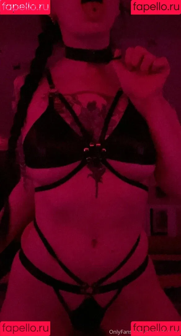 Ravenfontaine Onlyfans Photo Gallery 