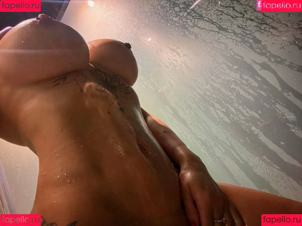 Hellenneverstop Onlyfans Photo Gallery 