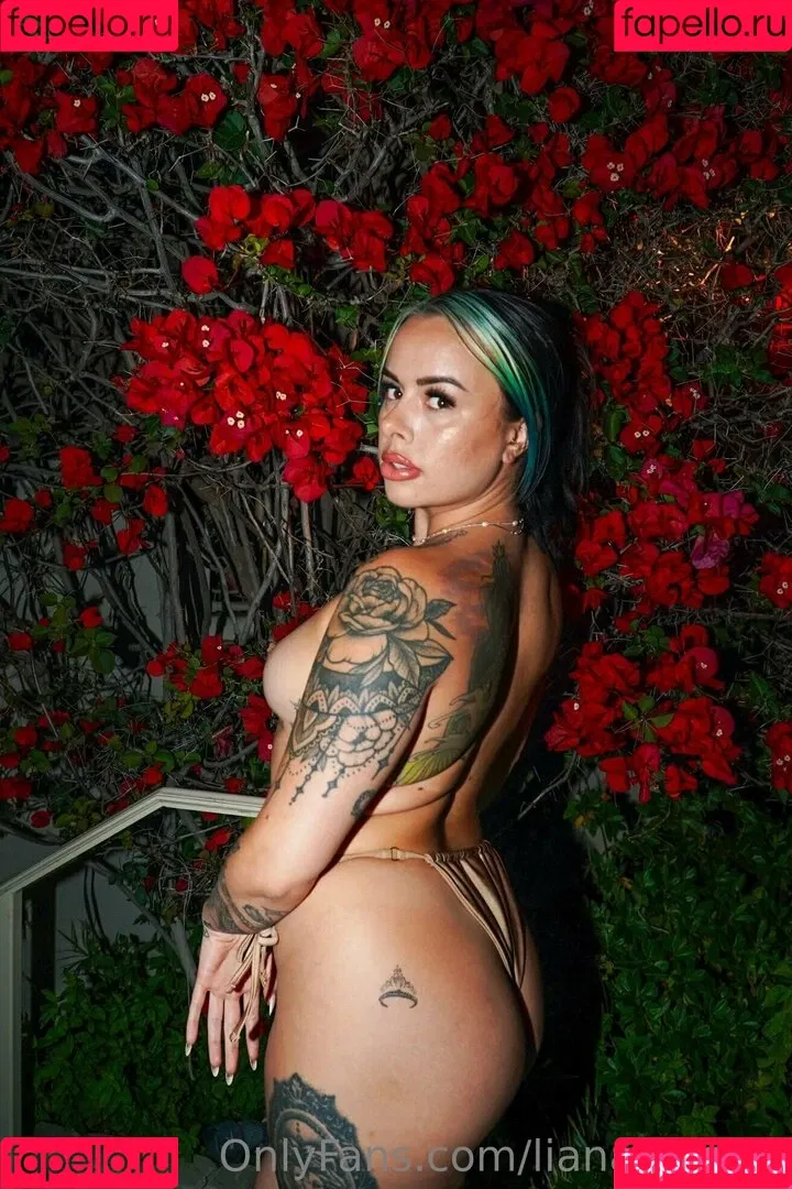 lianamariee Onlyfans Photo Gallery 
