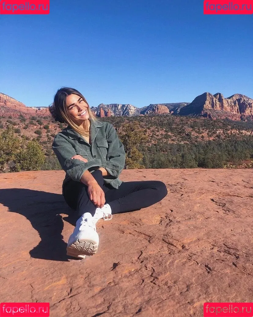 Leah Martin Onlyfans Photo Gallery 