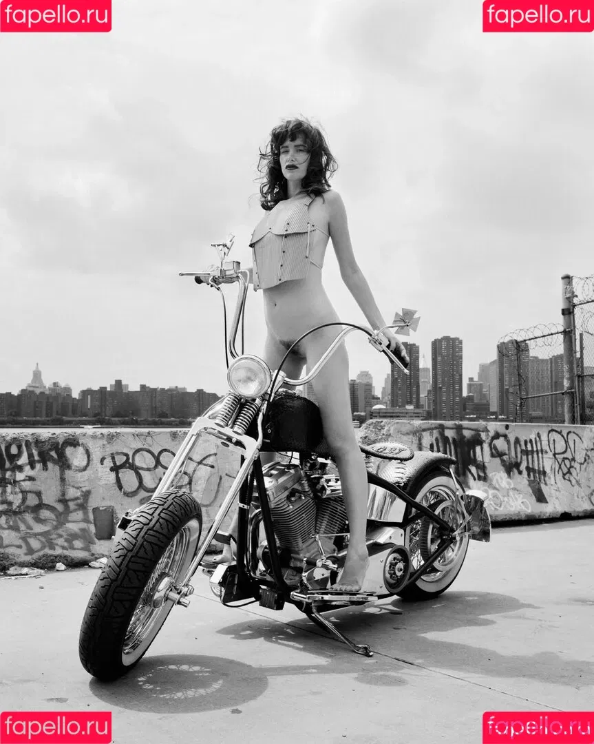 Paz De La Huerta Onlyfans Photo Gallery 