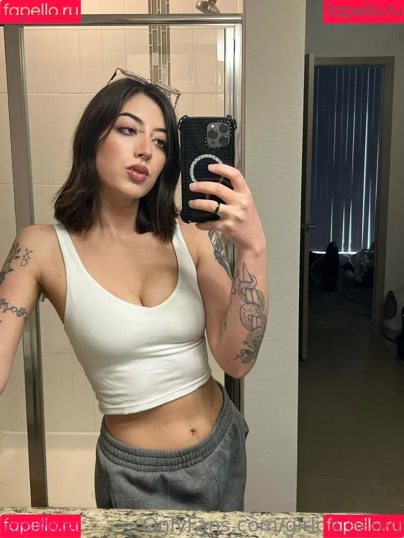girldefeated Onlyfans Photo Gallery 