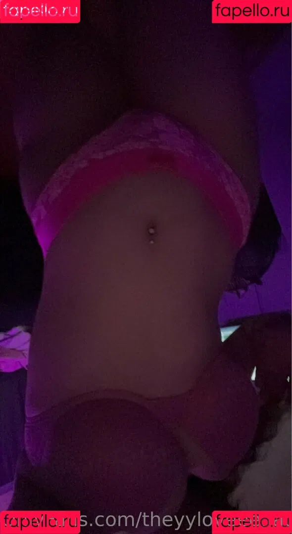 theyyloveee.jadahh Onlyfans Photo Gallery 