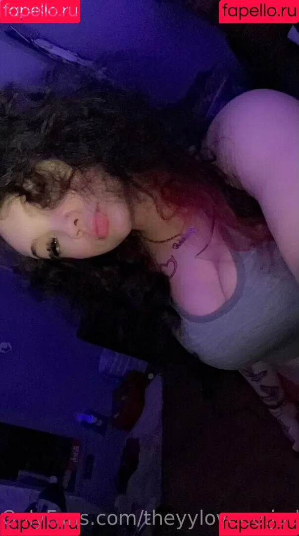 theyyloveee.jadahh Onlyfans Photo Gallery 