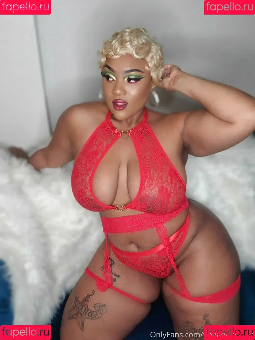 fineapple_diva Onlyfans Photo Gallery 