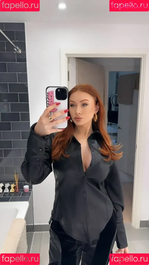 Elz The Witch Onlyfans Photo Gallery 