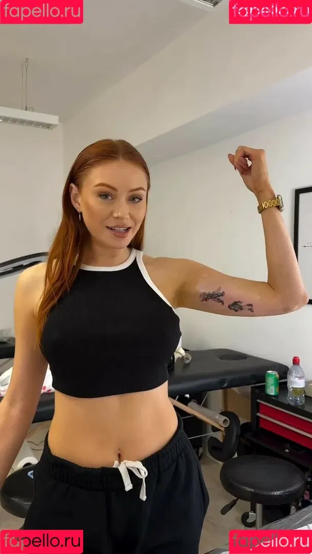 Elz The Witch Onlyfans Photo Gallery 