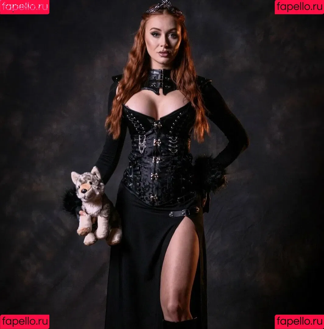 Elz The Witch Onlyfans Photo Gallery 