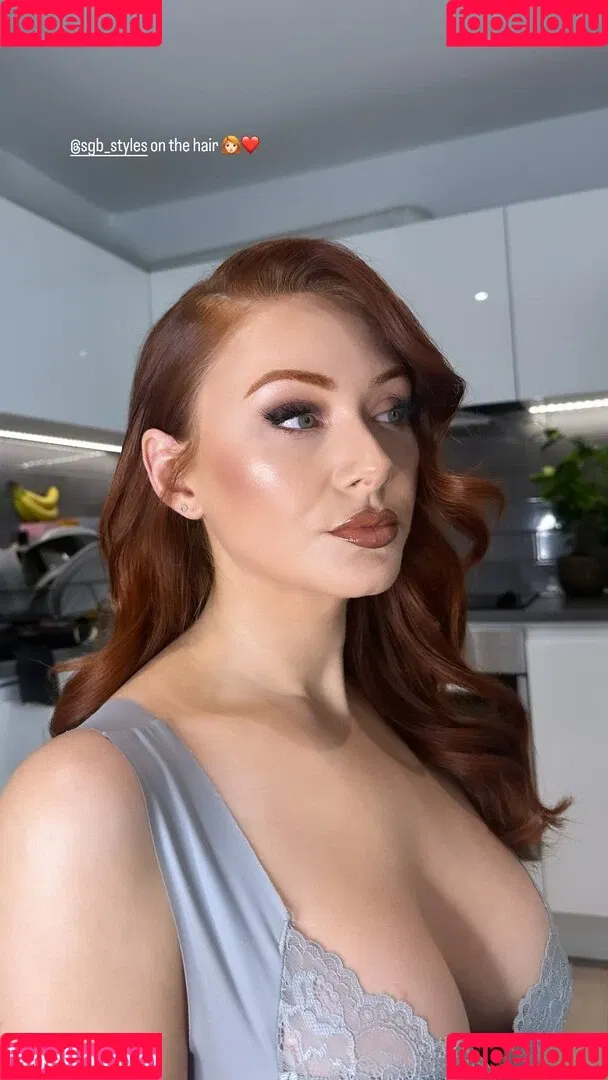 Elz The Witch Onlyfans Photo Gallery 