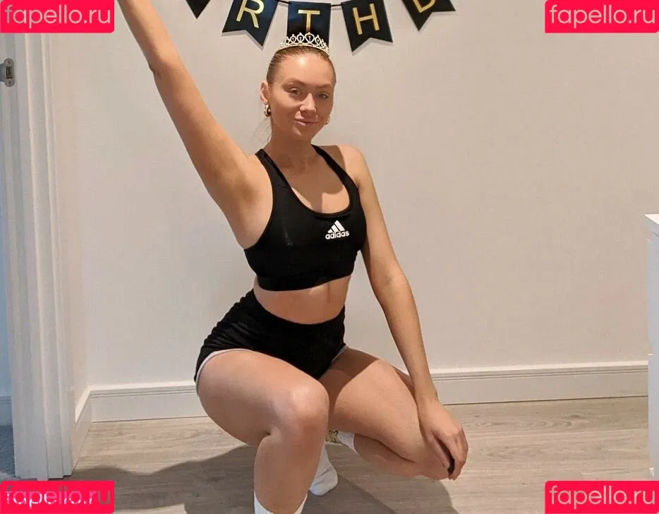 Elz The Witch Onlyfans Photo Gallery 