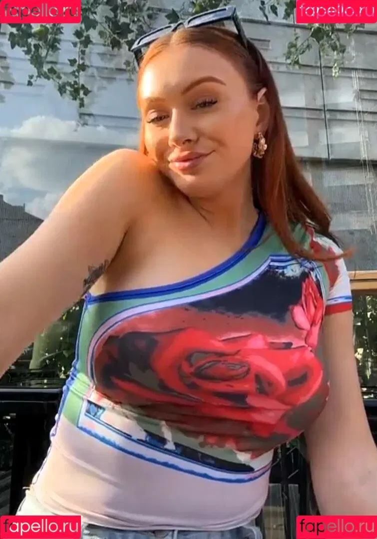 Elz The Witch Onlyfans Photo Gallery 