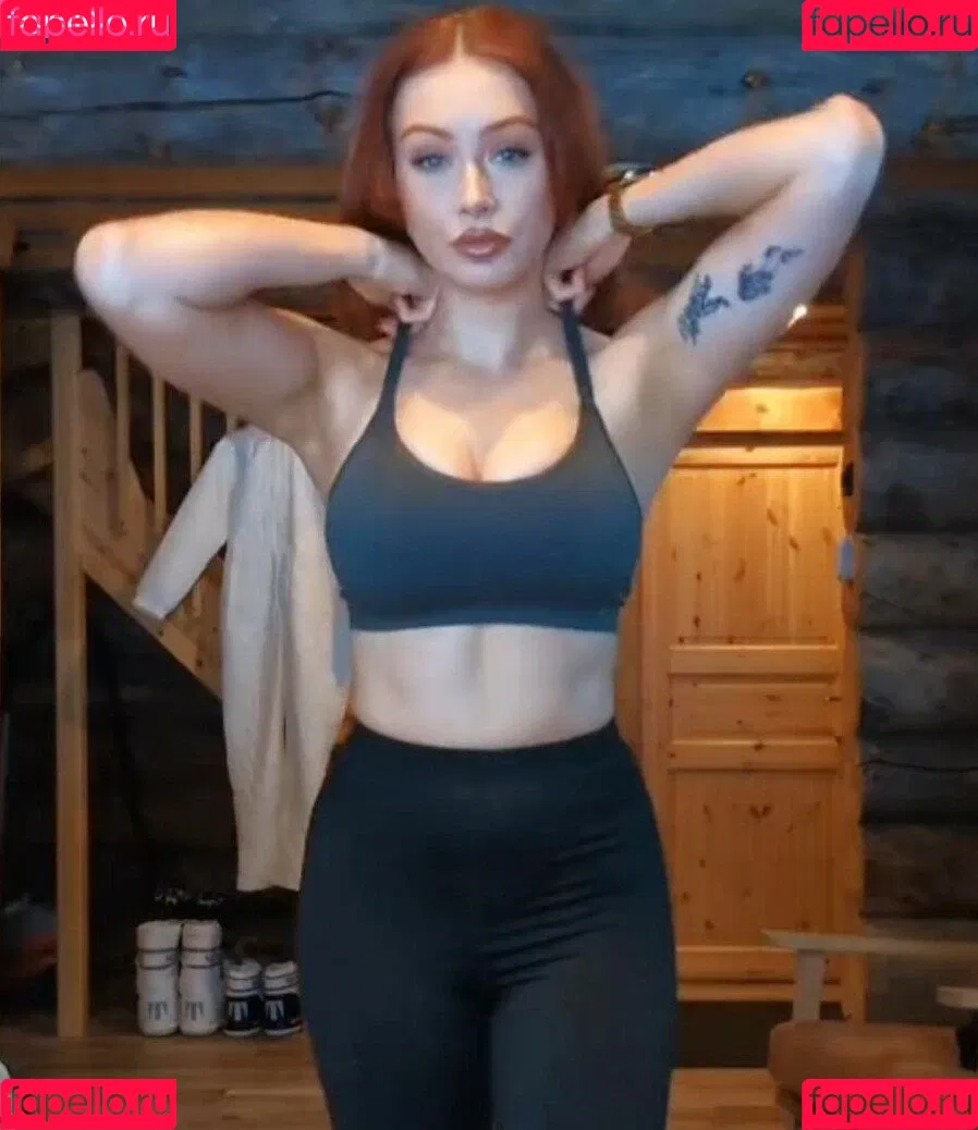 Elz The Witch Onlyfans Photo Gallery 