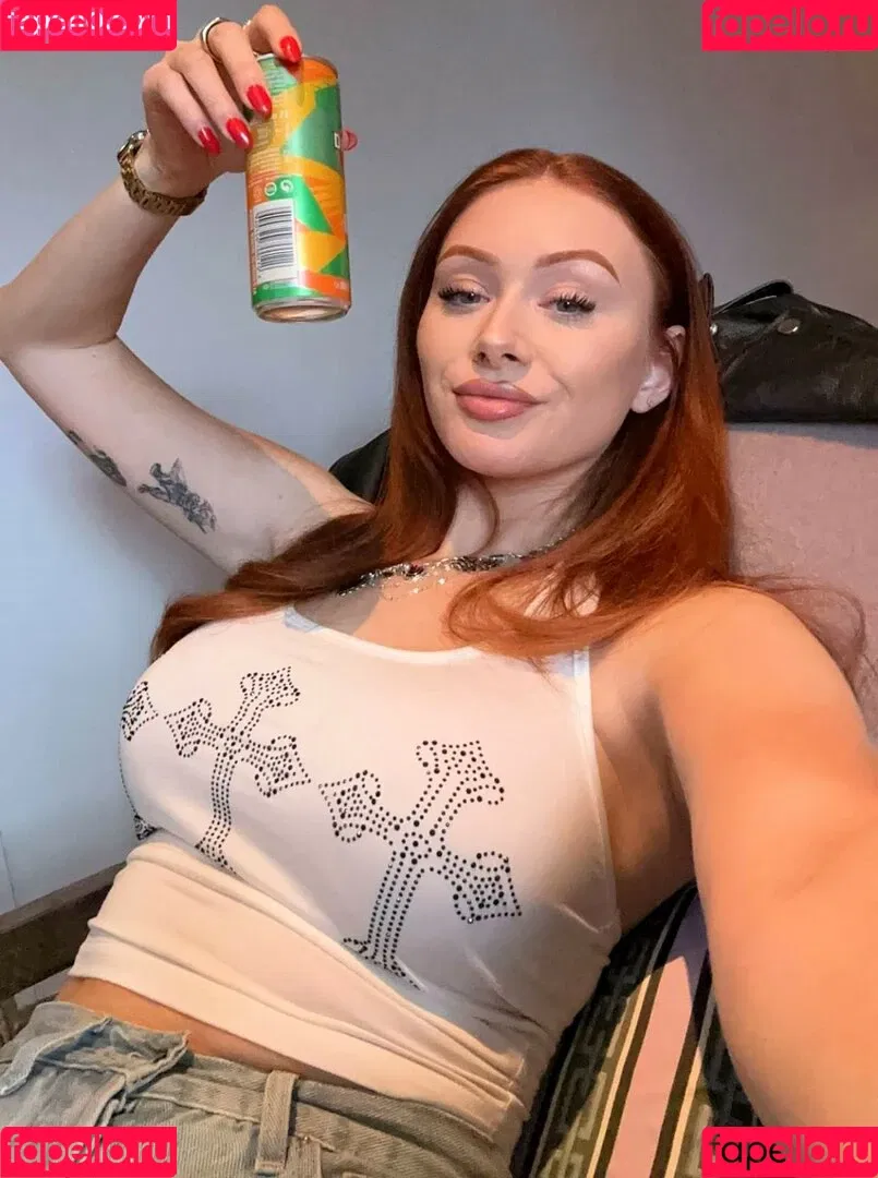 Elz The Witch Onlyfans Photo Gallery 