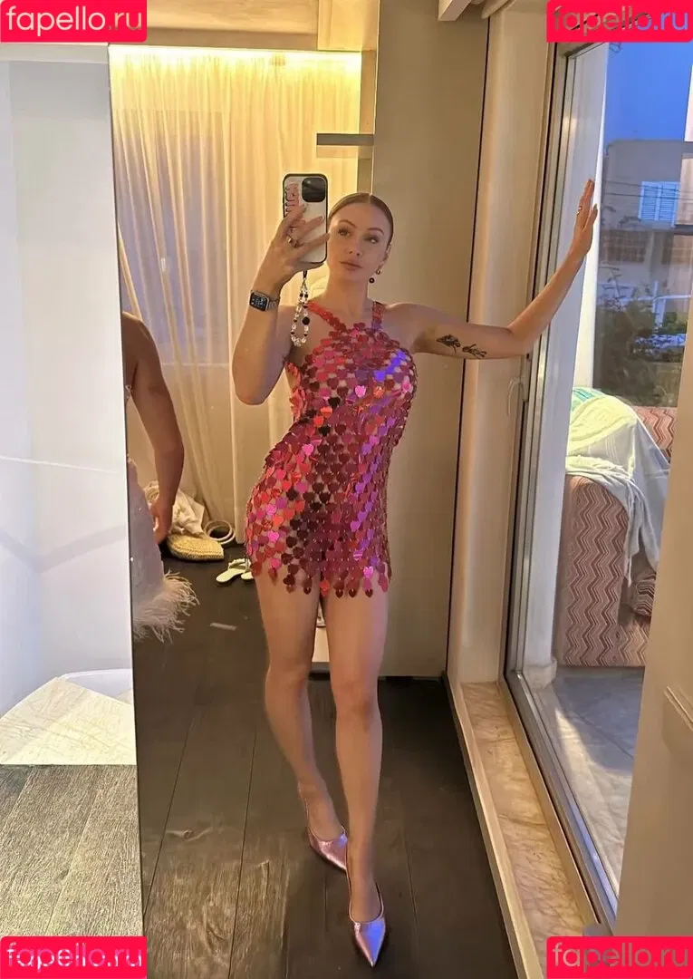 Elz The Witch Onlyfans Photo Gallery 