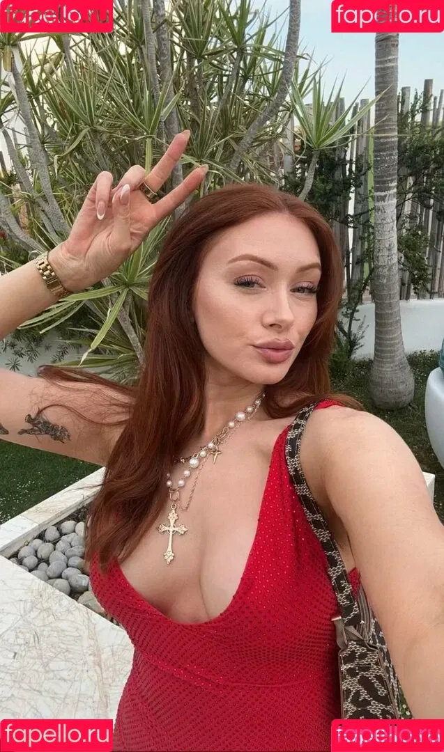 Elz The Witch Onlyfans Photo Gallery 